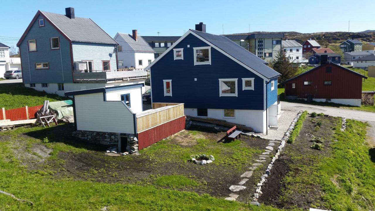 Ferienwohnung Blue House I At The End Of The World Mehamn Exterior foto